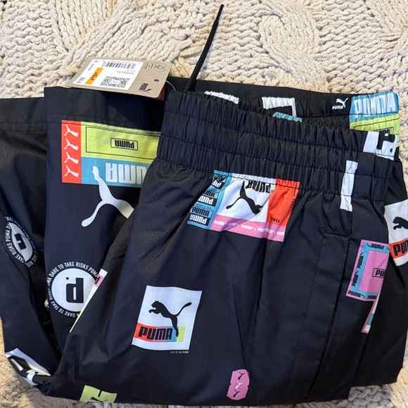 PUMA Men's Multi All Over Logo Sportswear Active Performance Gym Black Shorts - Picture 12 of 13